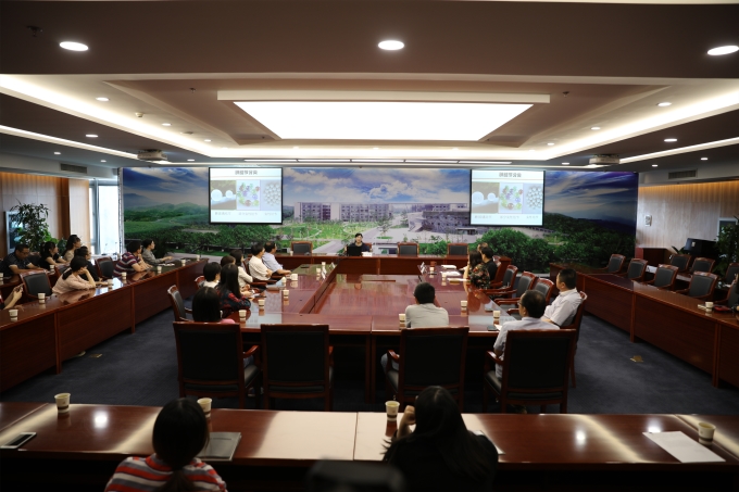 黄色漫画
组织健康知识讲座